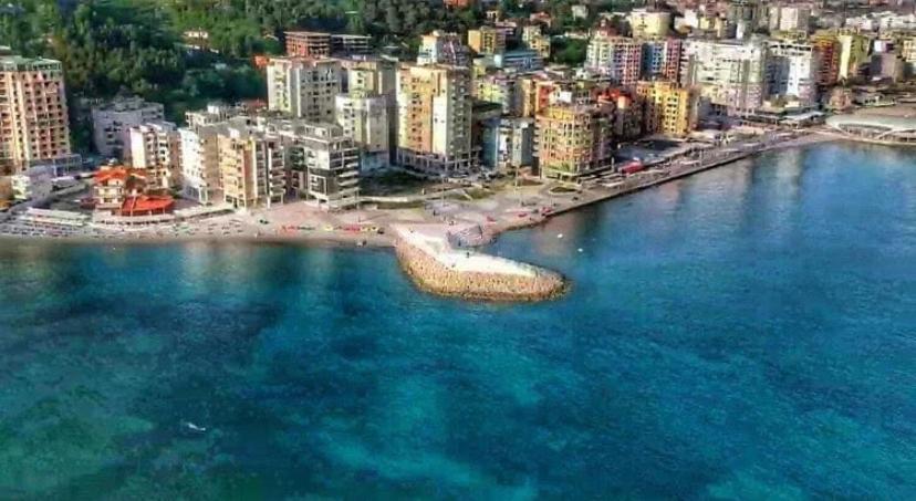 Lovely Studio Apartment Beachfront Durrës Extérieur photo